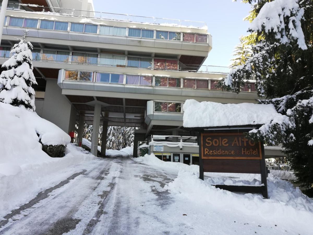 Sole Alto Appartamenti Montana メッツァーナ エクステリア 写真